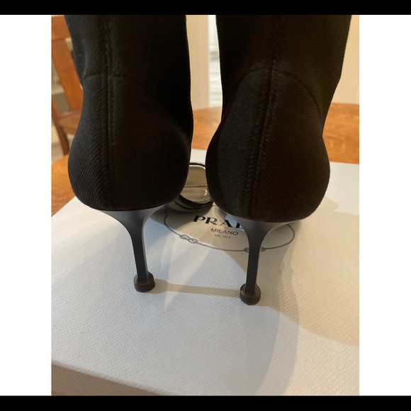 Prada Heels 🖤 - Picture 4 of 7
